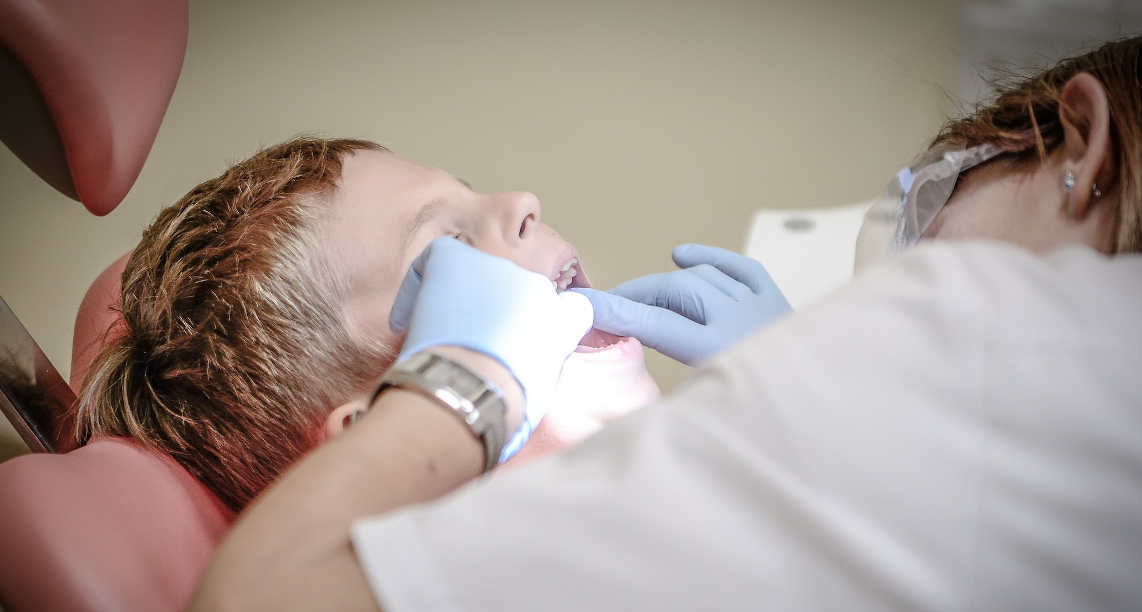 dentist-428646_1920